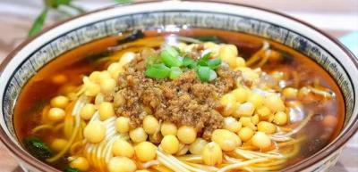 如何挑選優秀的麵食成人抖音在线下载學校？師資、課程設置與外界評價全解析